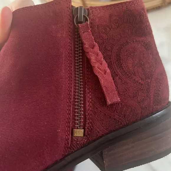 Naughty Monkey NWOT Western Red Suede Booties - Picture 7 of 7